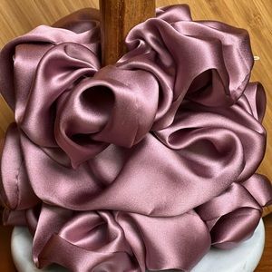 ❤️100% silk handmade Scrunchies (Medium size